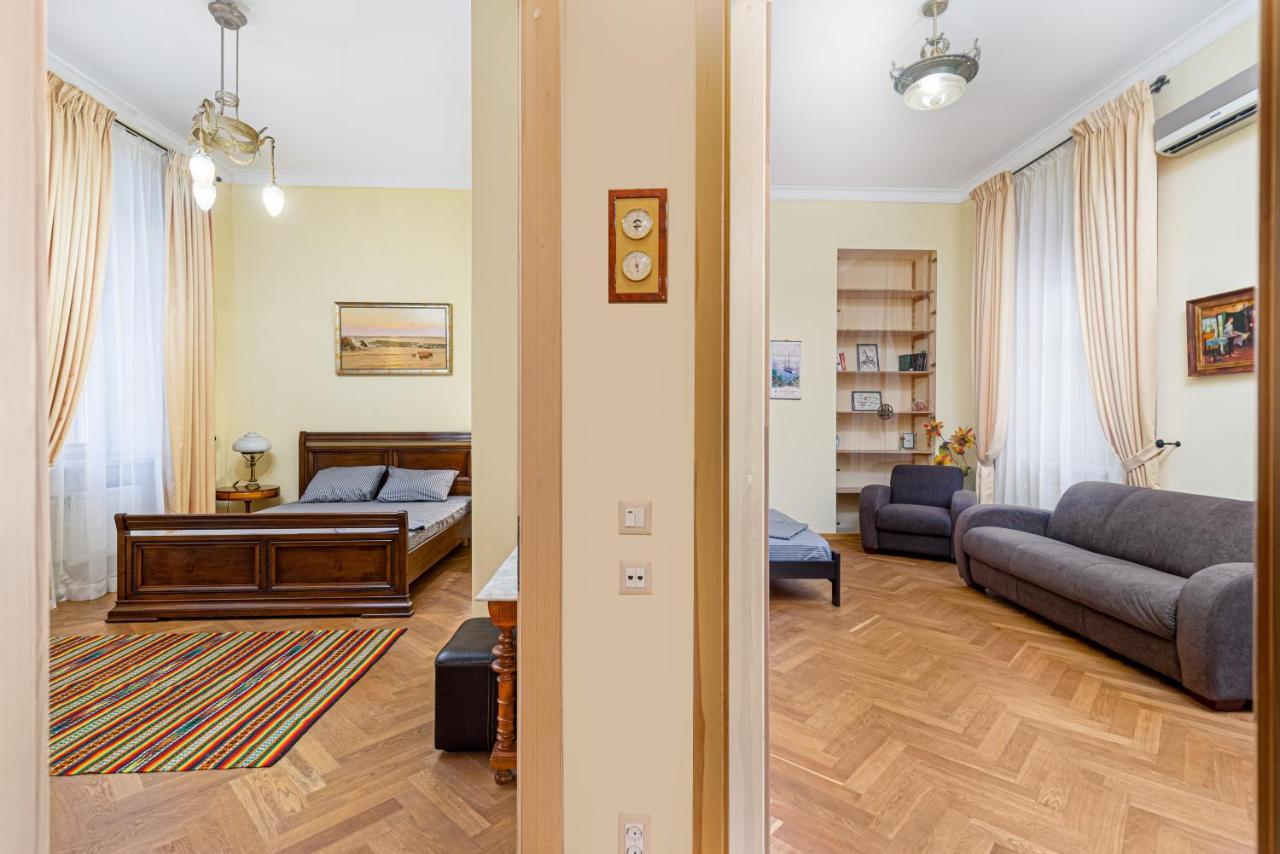 אודסה Grecheskaya Street Art Apartment מראה חיצוני תמונה